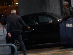 Željko Obradović vozi auto (5).jpg