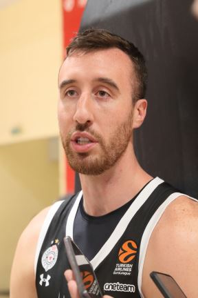 Frank Kaminsky (1).jpg