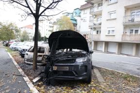 Zapaljeni automobili 3.jpg