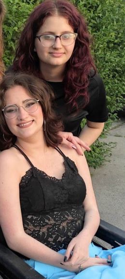 natalija i ivana bašović  aa.jpg