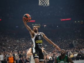 partizan pao-2-1.JPG