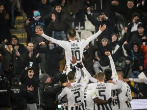 Nathov gol iz penala za Partizan u derbiju