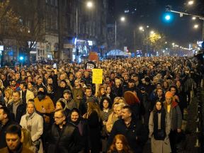 Protest studenti policijska stanica 29 novembar (2).jpg