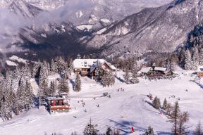 F010528-zima_krvavec_iztok_medja_025-photo-m.jpg