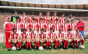 19840701tmCZ_team.jpg