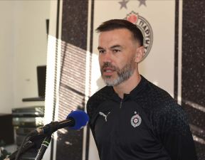 Partizan pripreme okupljanje 4.jpg