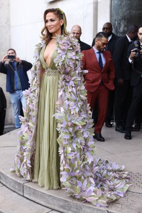 JLO (2).jpg