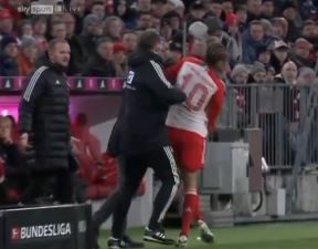 Nenad Bjelica udario igrača Bajerna Sanea, suspendovan