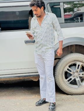 Dipak (2).png