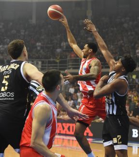 PARTIZAN_vs_CRVENA_ZVEZDA_060.jpg