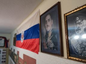 Vladimir_Kasteljanov_bela_crkva_ruska_soba_Stefan_Stojanović_20.jpg