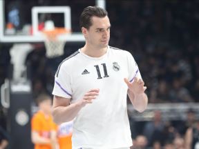 Mario Hezonja na zagrevanju u Realu