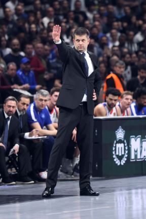 Utakmica KK Partizan - Efes (4) copy.jpg
