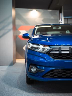 Sajam automiobila Dacia Logan-10.jpg