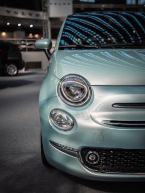 Sajam automobila Fiat 500-6.jpg