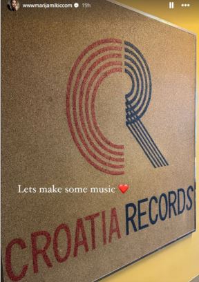 Cro record.jpg