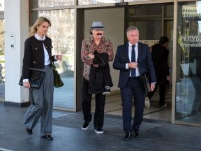Haris Dzinovic napustio sud u pratnji advokata (3).jpg