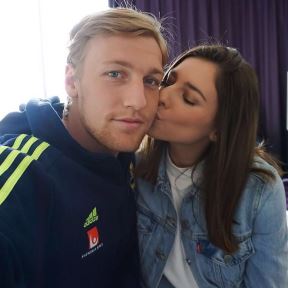 Fudbaler Emil Forsberg napustio ženu i decu