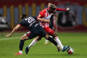 Crvena zvezda Železničar, poznati zovu na stadion