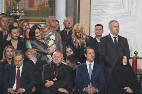 ceca4.jpg