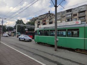 Policija zaustavila tramvaje kod Franša, ne idu ka gradu (4).jpg