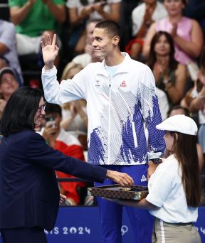 David Popovici (4).jpg