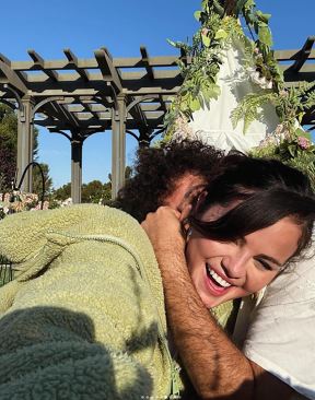 Selena Gomez sa novim dečkom  (3).jpg