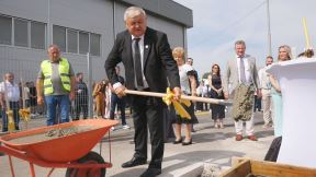 Novičići iz Čačka prešli dugačak ali uspešan put i postali lideri u biznisu-4.jpg