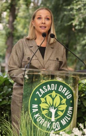 1536070_zena_ff.jpg