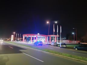 2104317.jpg