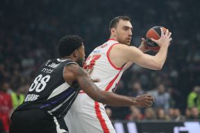 OLIMPIJAKOS - PARTIZAN (21).JPG