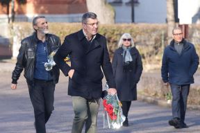 Pomen Ksenija Vucic, Novo Groblje (2).jpg