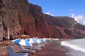 Crvena plaža na Santoriniju (2).jpg