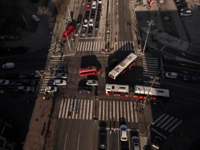 beograd_raskrsnica_saobraćaj_automobili_stefan_stojanović_2.jpg