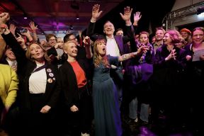 12845790.jpg