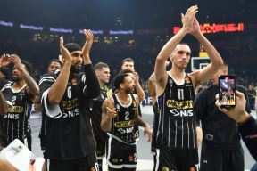 Brendon Dejvis Aleksej Pokuševski i košarkaši Partizana