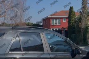 Suzana Jovanović stigla u svoj porodični dom (3).jpg