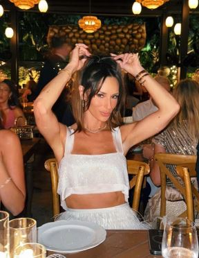 Niki Spolstra, žena Erika Spolstre 4.jpg