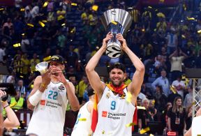Felipe Rejes i trofej prvaka Evrope