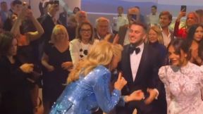 Lepa Brena peva na svadbi sina Milije Milosavljevića Ktitora (2).png