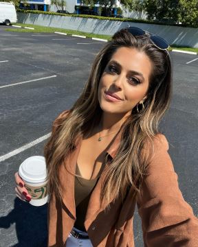 trish_cee_1731982572_3504446279276643653_29951450.jpg