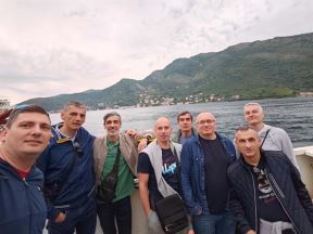 Košarkaši veteranske ekipe 4K Priština