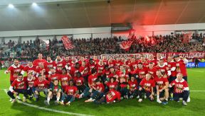 Crvena zvezda slavi (22).jpg