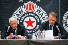 Ostoja mijailović i Željko Obradović na Skupštini Partizana