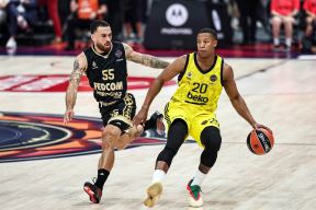 Monako Fenerbahče (3).jpg