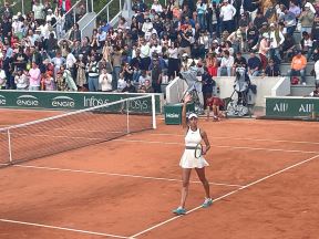 Olga Danilović slavi pobedu (2).jpg
