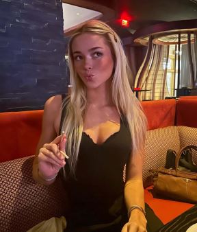 Olivija Dan 4.jpg