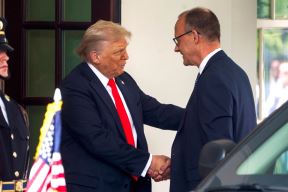 Donald Tramp i Merc  (2).jpg