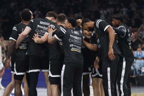 Partizan Budućnost Košarka 5.jpg