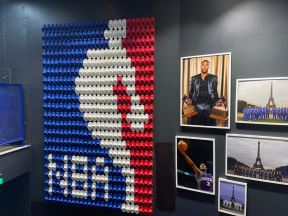 NBA prodavnica u Parizu (21).jpg